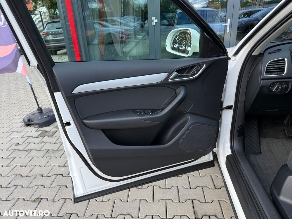 Mercedes-Benz C 180 (BlueEFFICIENCY) Avantgarde - 33