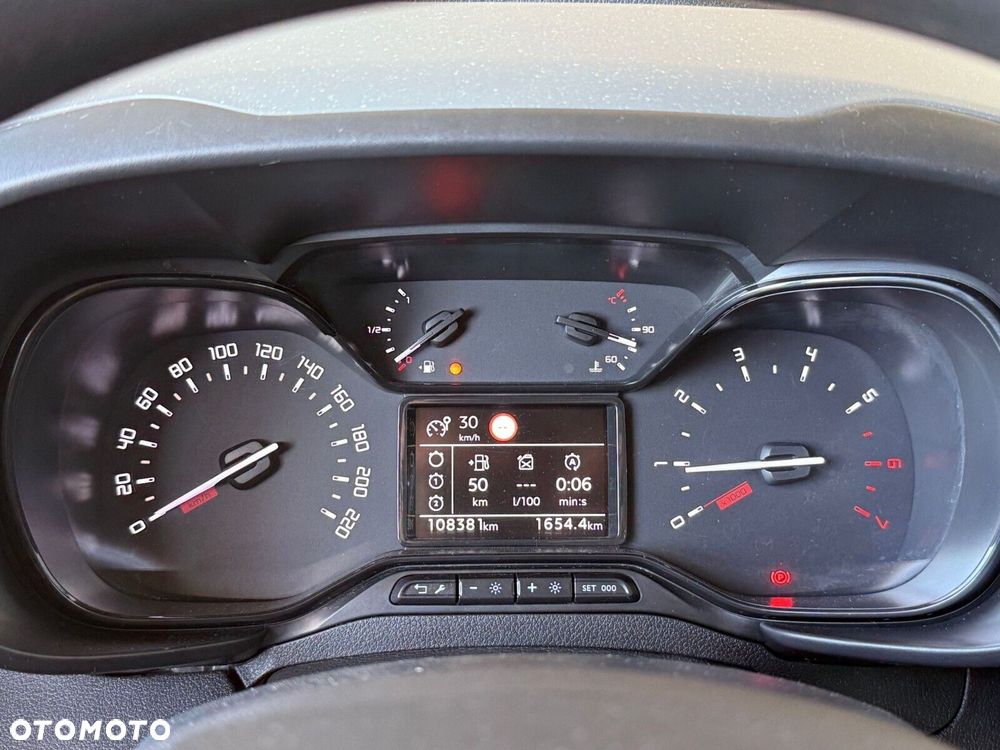 Citroën Berlingo XL 1.2 PureTech Live Pack S&S - 19