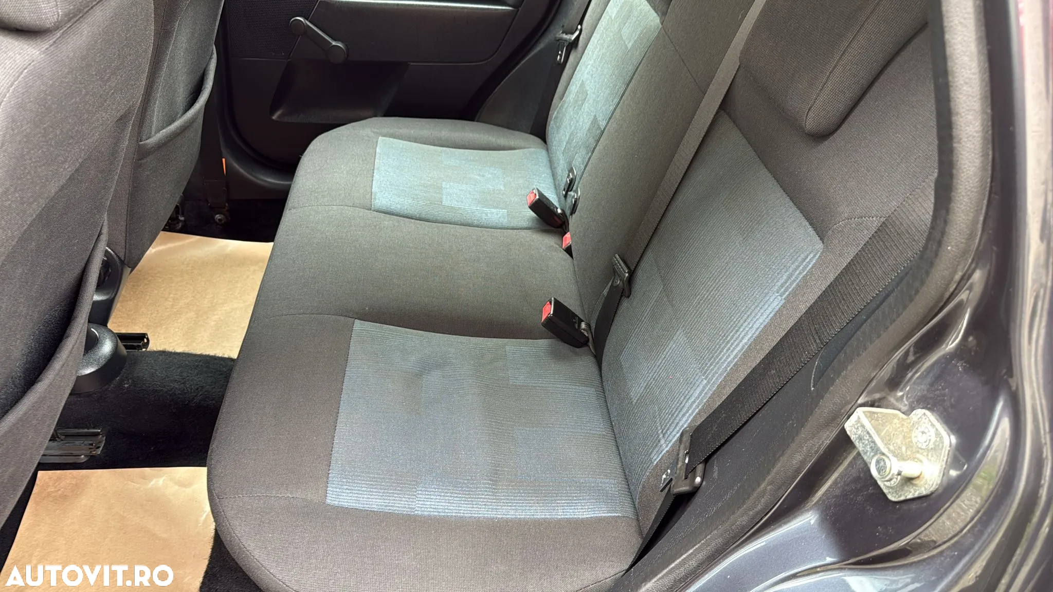 Ford Fiesta - 6