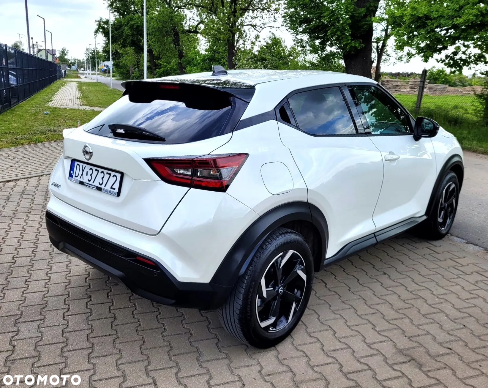 Nissan Juke 1.0 DIG-T N-Connecta - 13