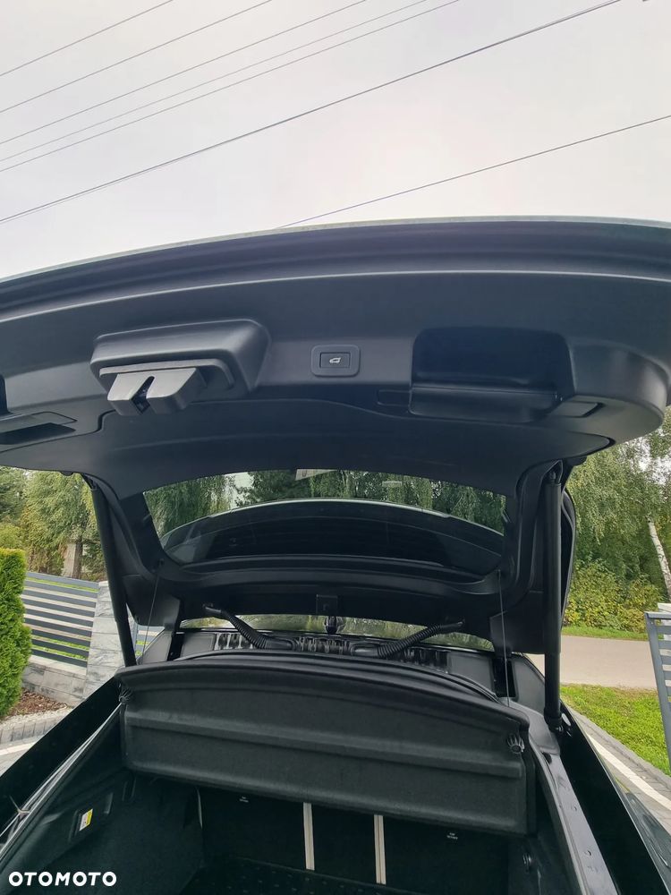 Jaguar F-Pace P250 AWD R-Dynamic S - 28