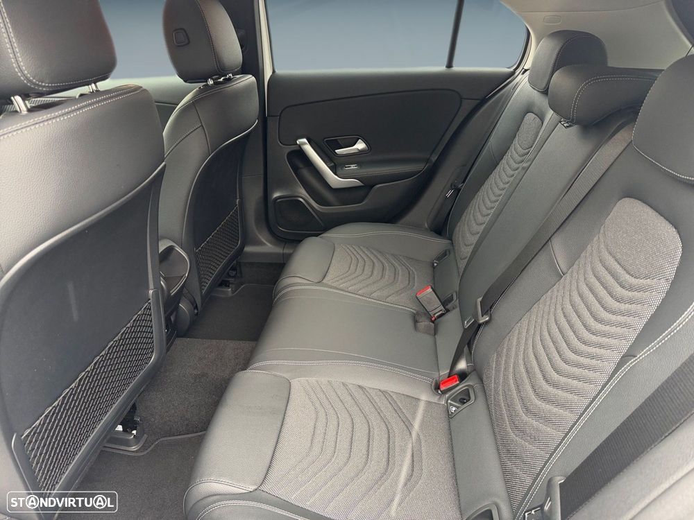 Mercedes-Benz A 180 d - 12