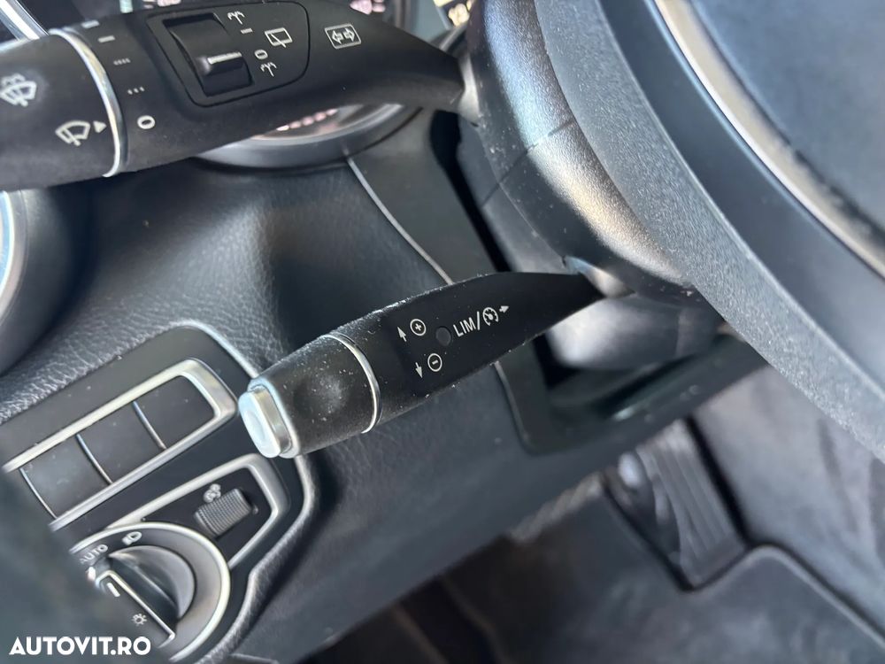 Mercedes-Benz GLC - 31