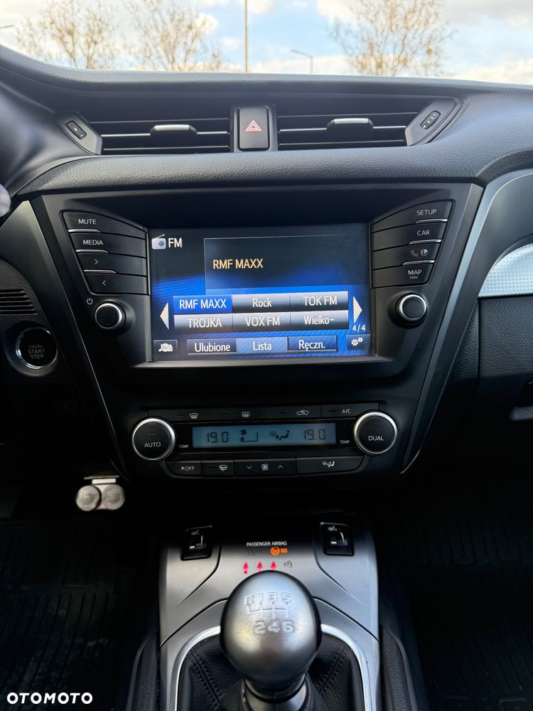 Toyota Avensis 2.0 D-4D Prestige - 20