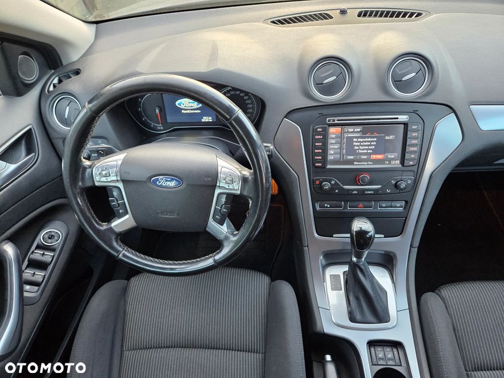 Ford Mondeo 2.0 TDCi Ambiente - 6