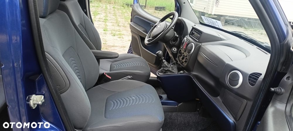 Fiat Doblo 1.6 16V Dynamic - 23