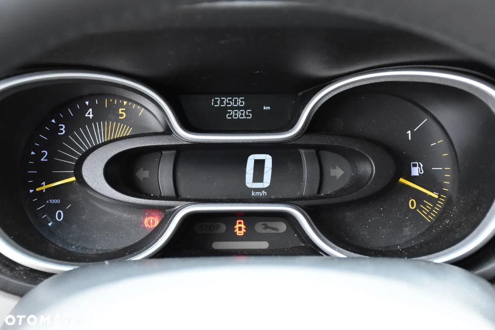 Renault Trafic - 10