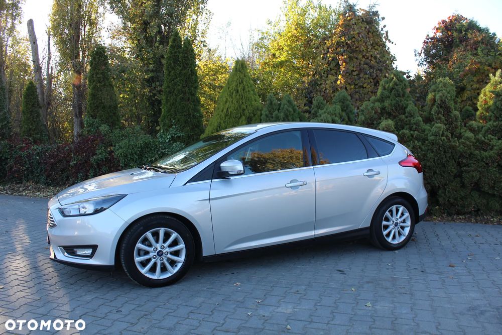 Ford Focus 1.0 EcoBoost Titanium - 4