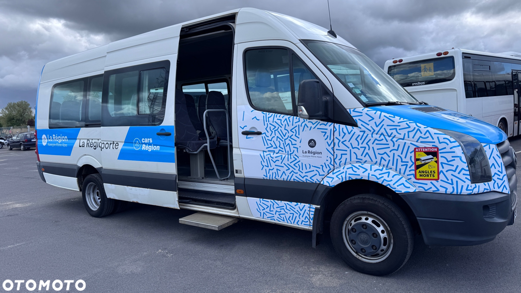 Volkswagen Crafter / 23 miejsca / Cena:67000 zł netto - 4