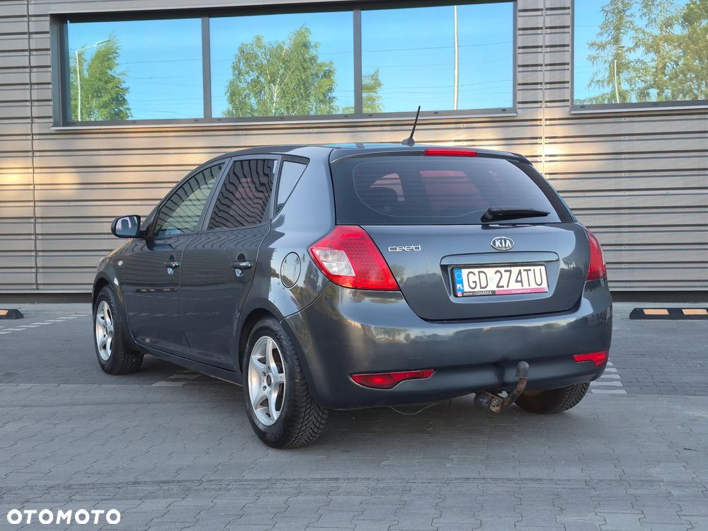 Kia Ceed 1.4 CVVT Vision - 4