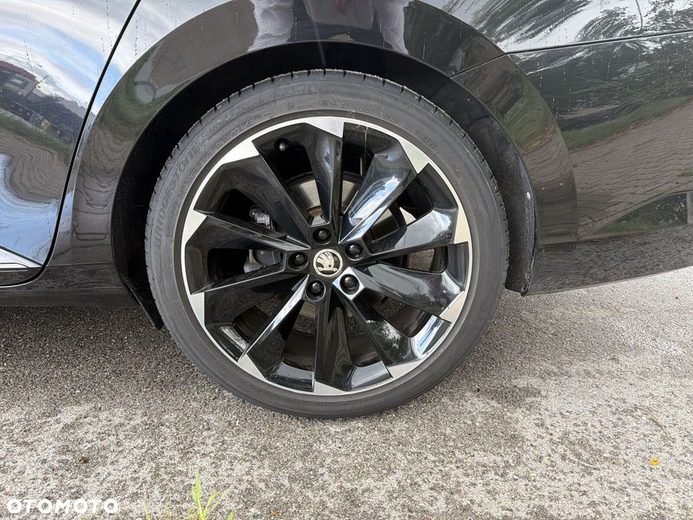 Skoda Superb 2.0 TDI SCR 4x4 Sportline DSG - 12
