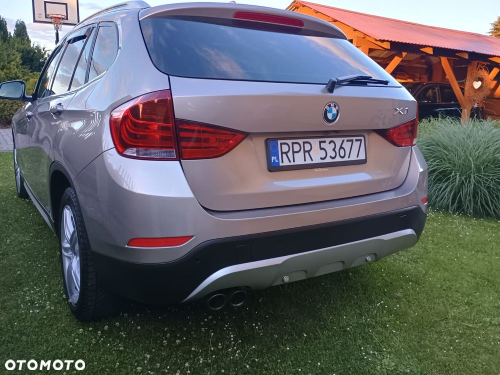 BMW X1 xDrive20i Sport Line - 6