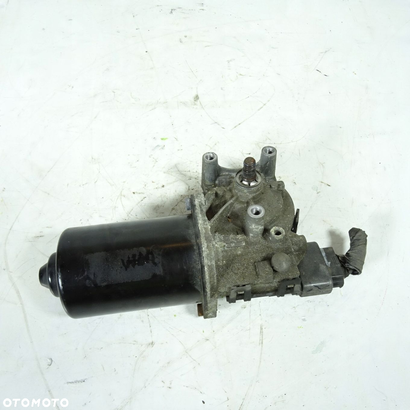 KIA CEED II SILNIK WYCIERACZEK PRZÓD - 2