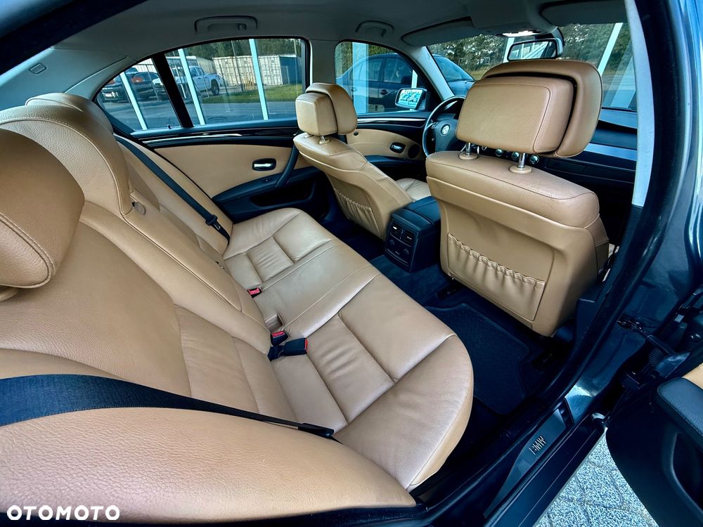 BMW Seria 5 - 15