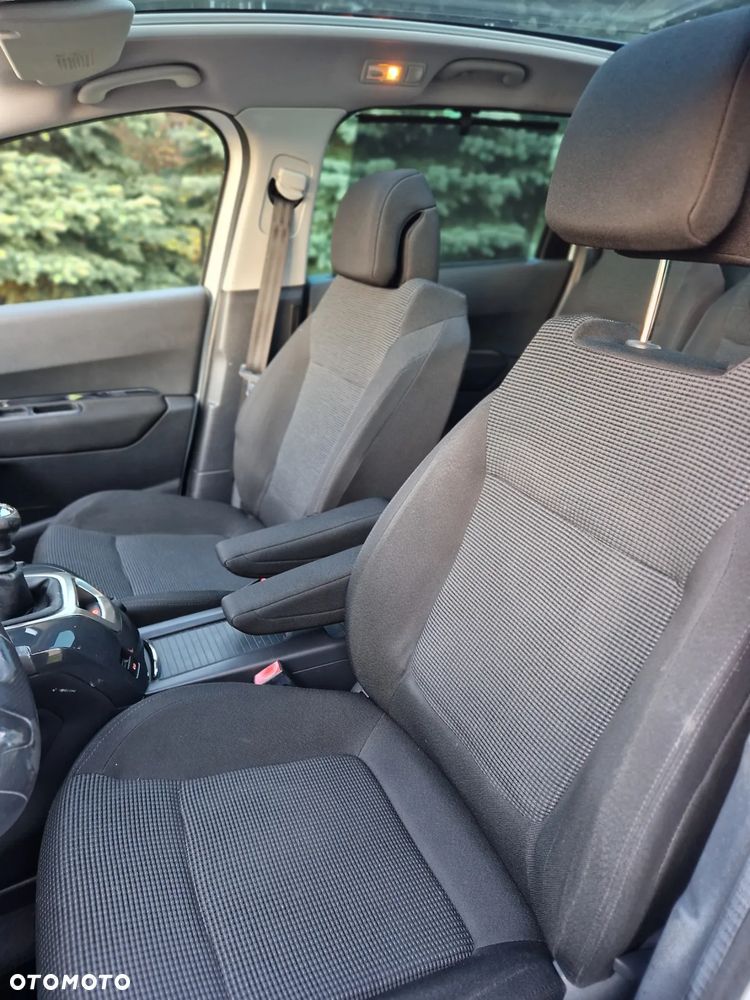 Peugeot 5008 1.6 THP Active - 21