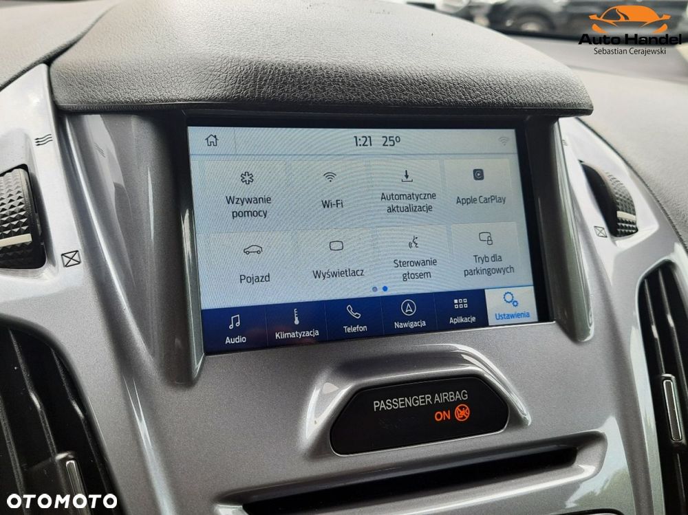 Ford Tourneo Connect 1.5 TDCi Start-Stop Titanium - 32