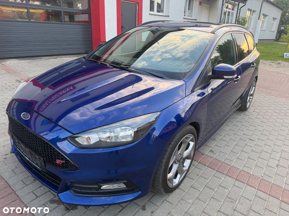 Ford Focus ST - 19