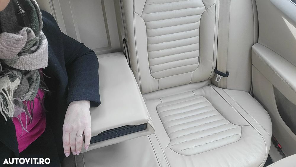 Volkswagen Passat 2.0 TDI DSG Highline - 14