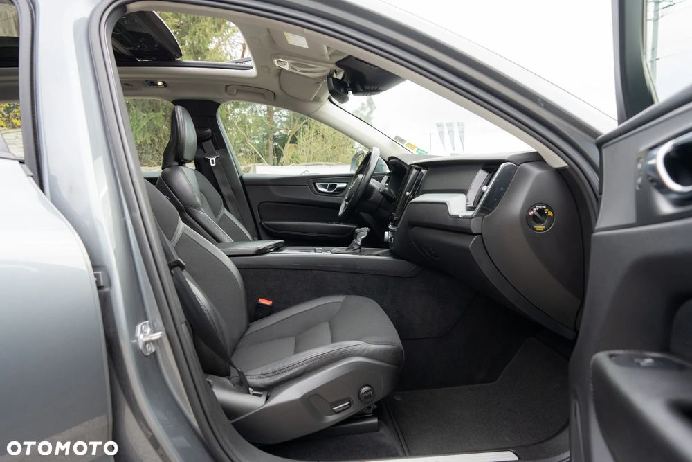 Volvo XC 60 D4 Geartronic Momentum Pro - 25