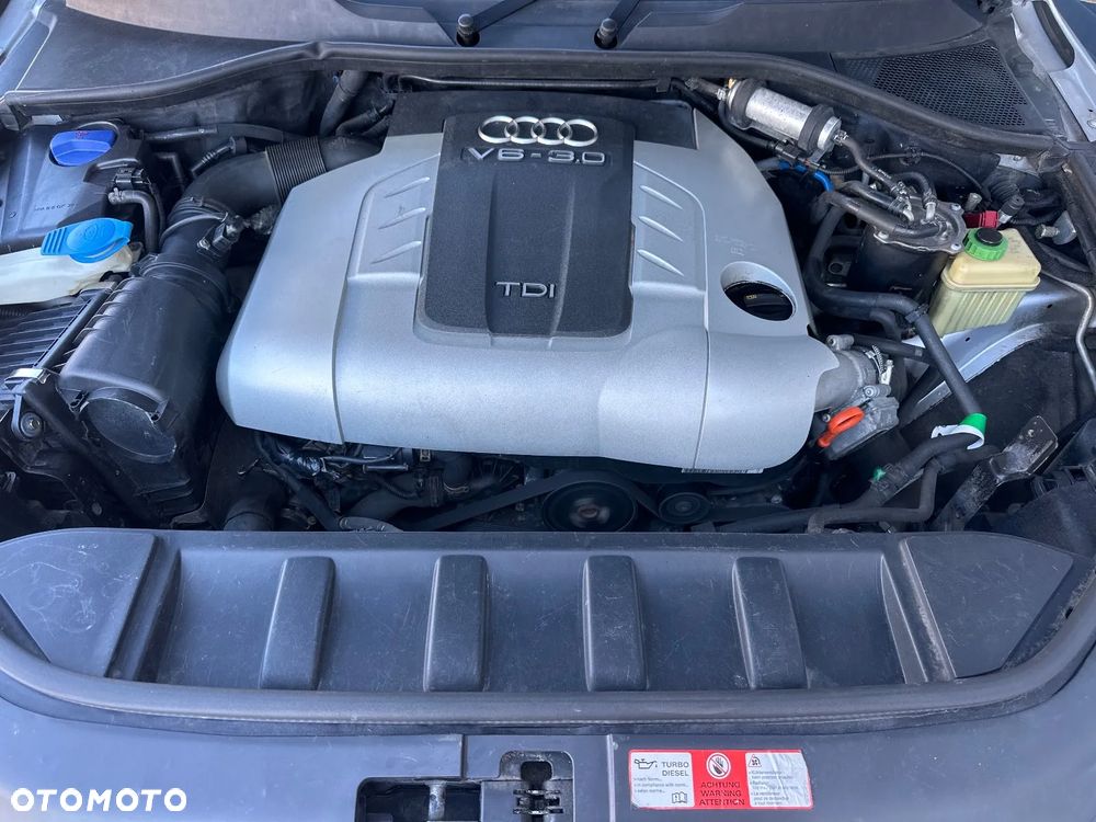 Audi Q7 3.0 TDI DPF Quattro Tiptronic - 9