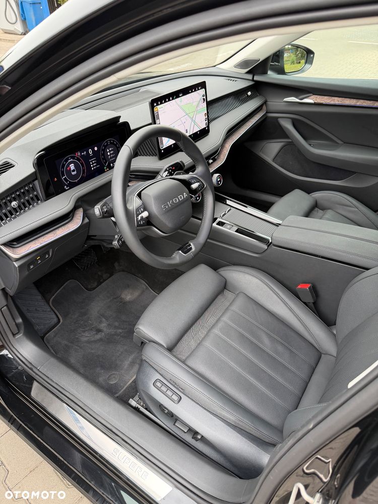Skoda Superb 2.0 TDI SCR 4x4 L&K DSG - 5