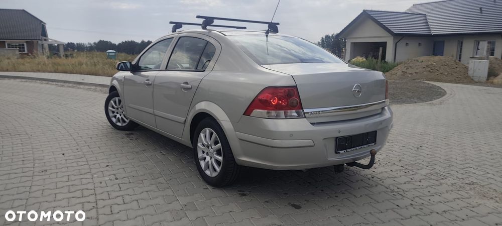 Opel Astra 1.6 Edition - 7