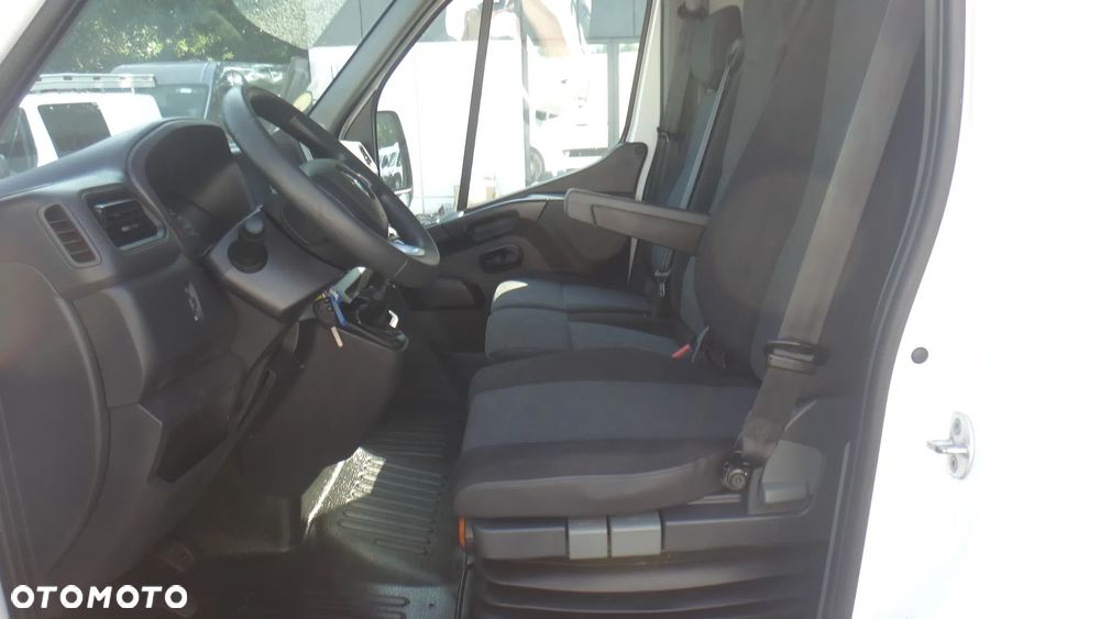Renault Master - 11