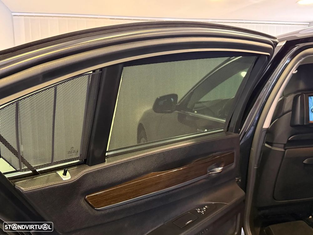 BMW 730 Ld - 34