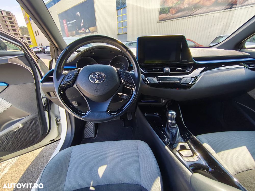 Toyota C-HR 1.8 HSD 122 CP 4x2 CVT C-ult Style bi-tone - 15