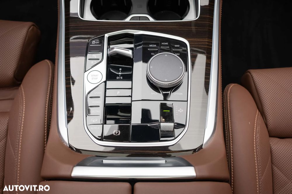 BMW X5 xDrive50e - 28