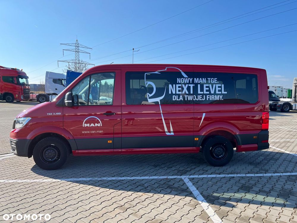 MAN TGE 3.180 4X2F SB - 3