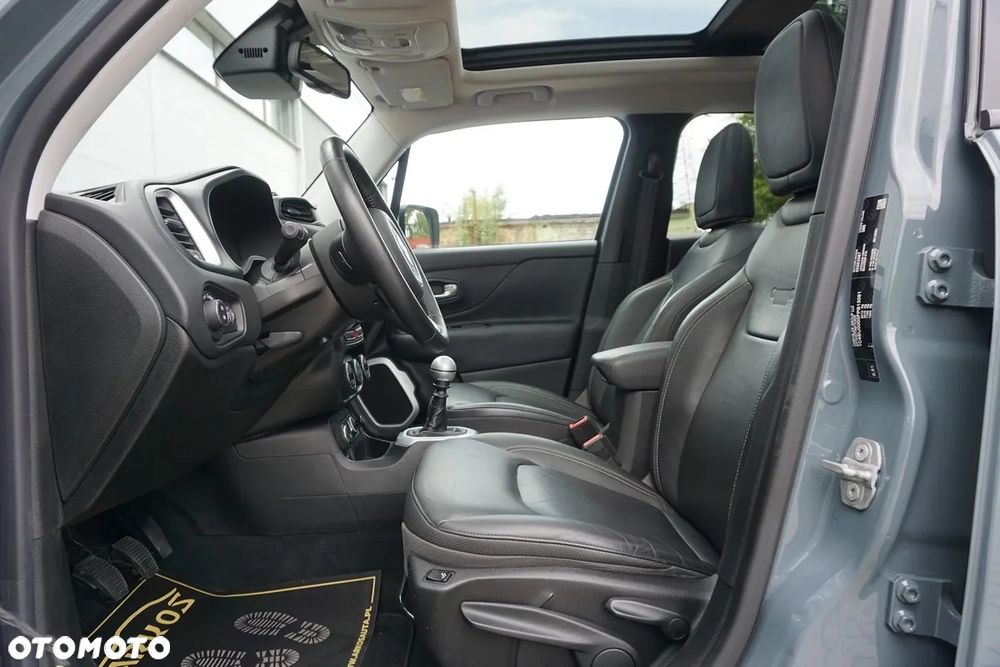 Jeep Renegade - 24