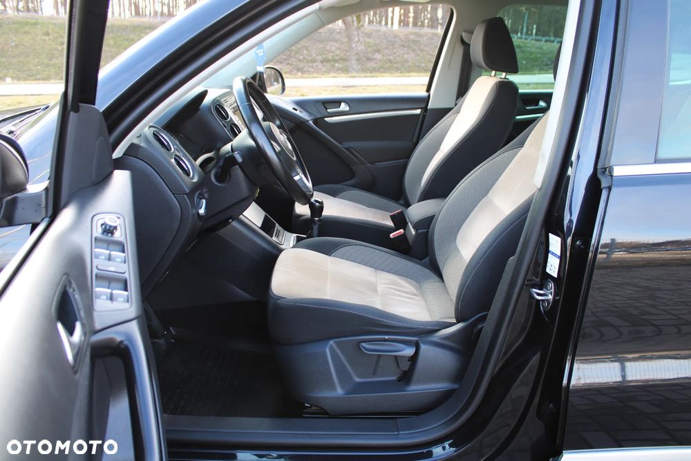 Volkswagen Tiguan - 26