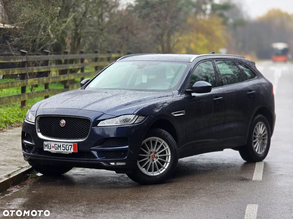 Jaguar F-Pace 2.0 i4D AWD Pure - 2