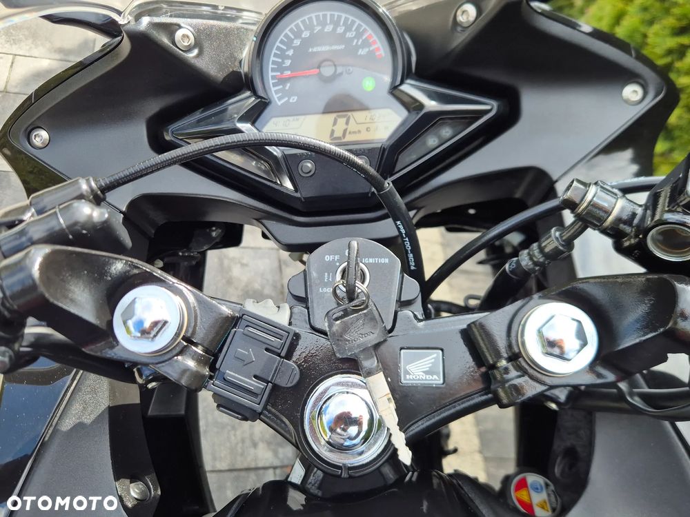 Honda CBR - 27