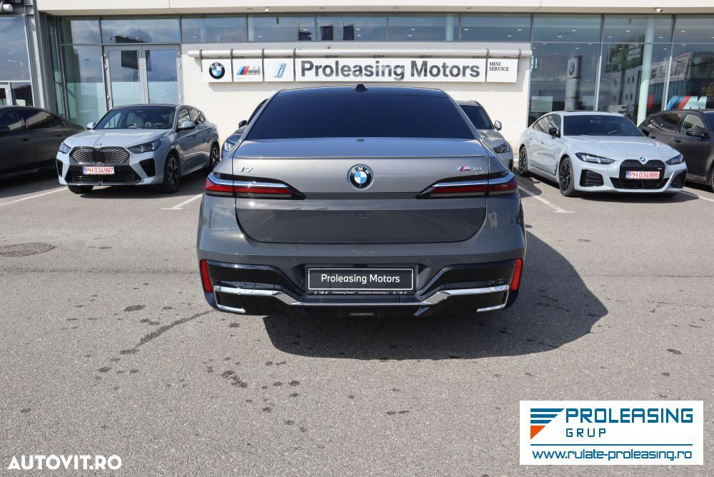BMW i7 M70 xDrive - 5