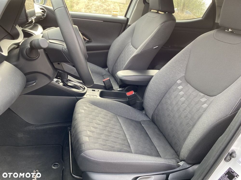 Toyota Yaris - 21