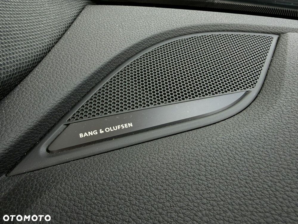 Audi A4 Avant 40 TDI quattro S tronic S line - 29