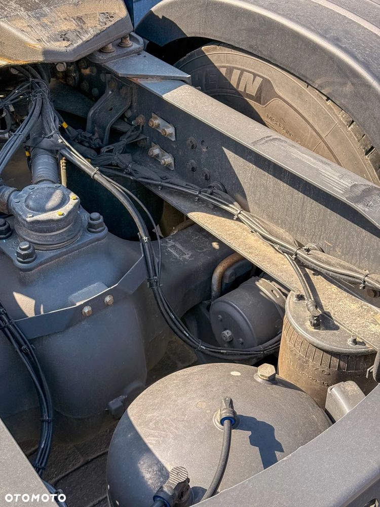 Volvo FH 460 / STANDARD / XXL / i SAVE / EURO 6/ GLOBETROTTER/ / AUTOMAT/SERVIS /2019/ KAMERA/ SKÓRY/ XENON /PERFEKCYJNY STAN / ZABUDOWY  MIĘDZYOSIOWE/ - 24