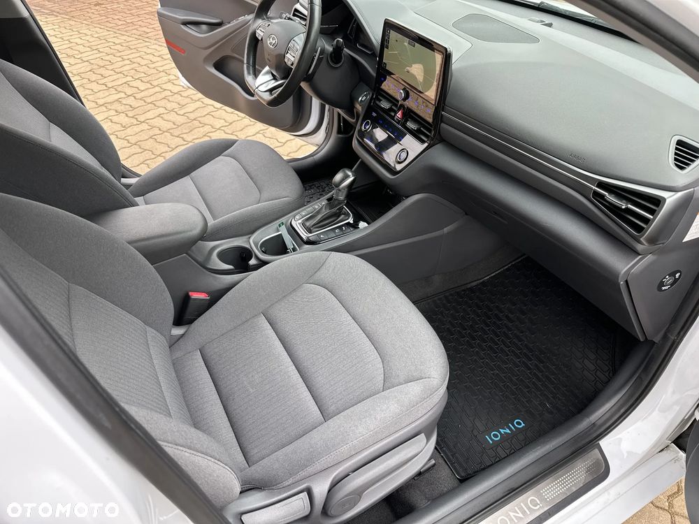 Hyundai IONIQ Hybrid Premium - 20