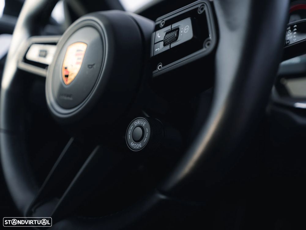 Porsche 911 (992) Turbo S PDK - 24