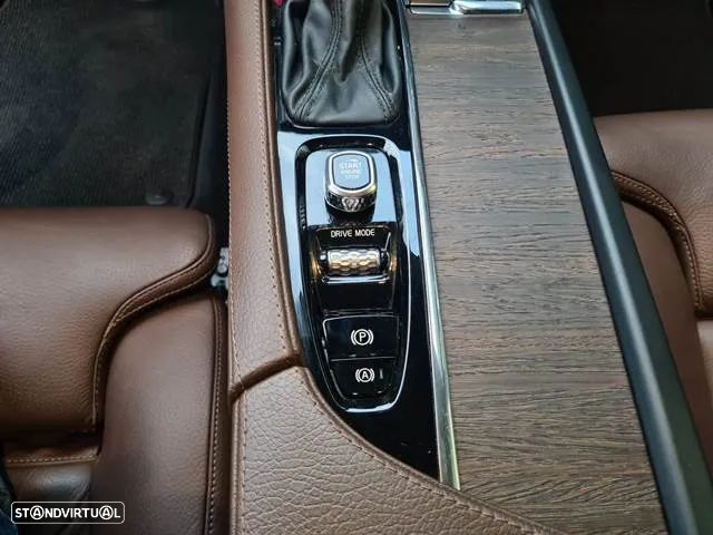 Volvo V90 Cross Country 2.0 D5 Pro AWD Geartronic - 26