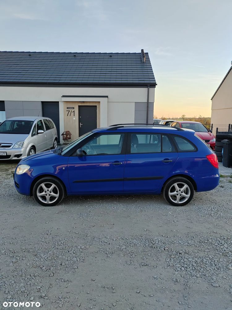Skoda Fabia 1.2 HTP SPECIAL - 2