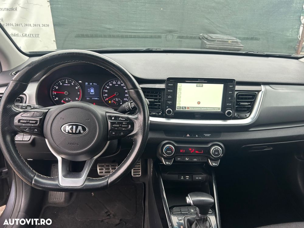 Kia Stonic 1.0 T-GDI 7DCT HP MHEV Trend - 16