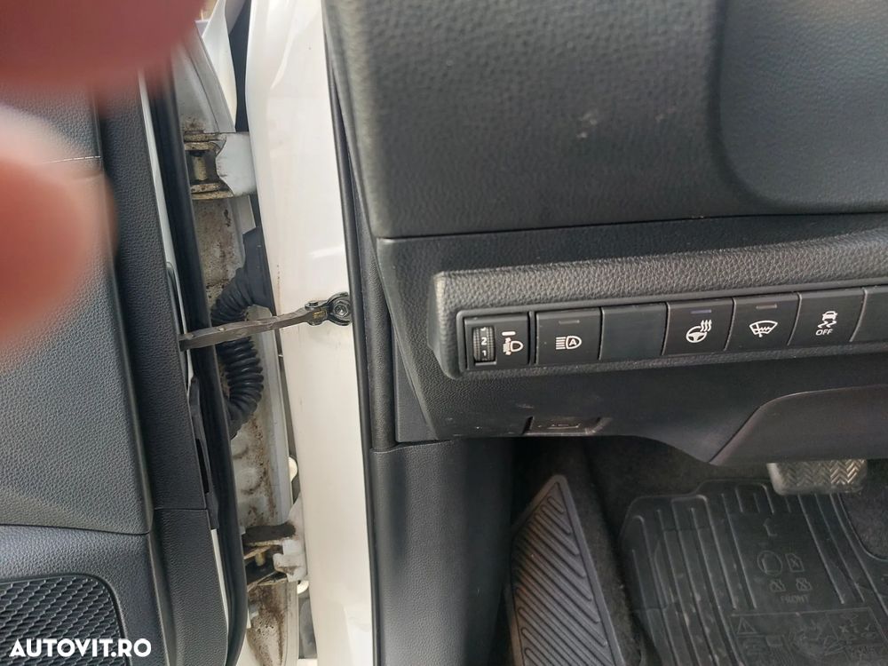 Toyota Corolla 1.8 HSD Exclusive interior Negru - 15