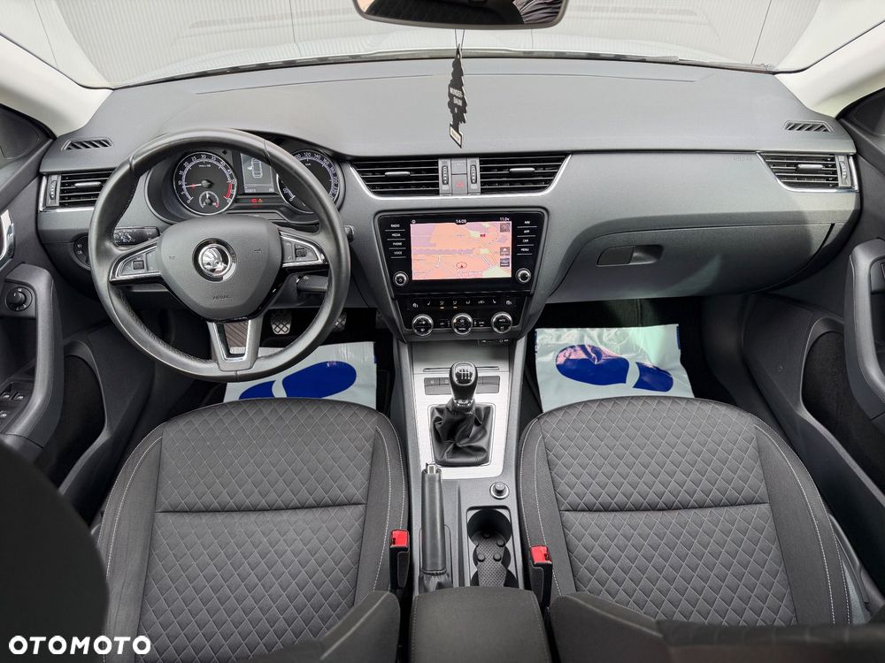 Skoda Octavia 2.0 TDI Drive - 7