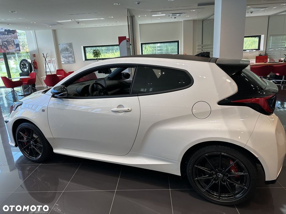 Toyota Yaris GR 1.6 Dynamic - 8