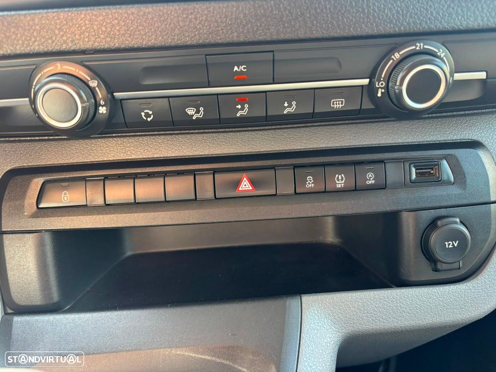 Opel Vivaro 1.5 CDTi L3H1 Essentia Inc - 42