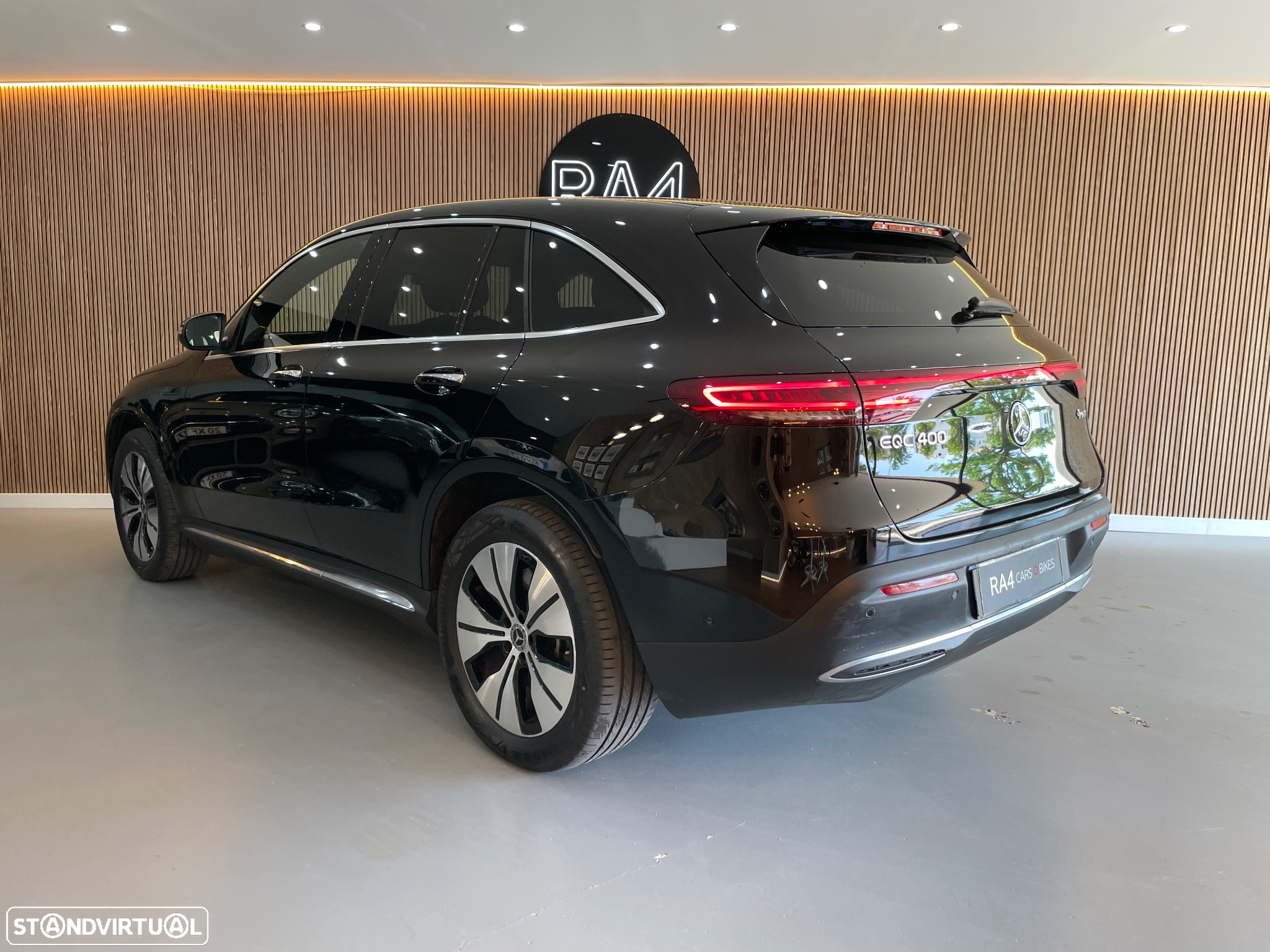 Mercedes-Benz EQC 400 4Matic - 2