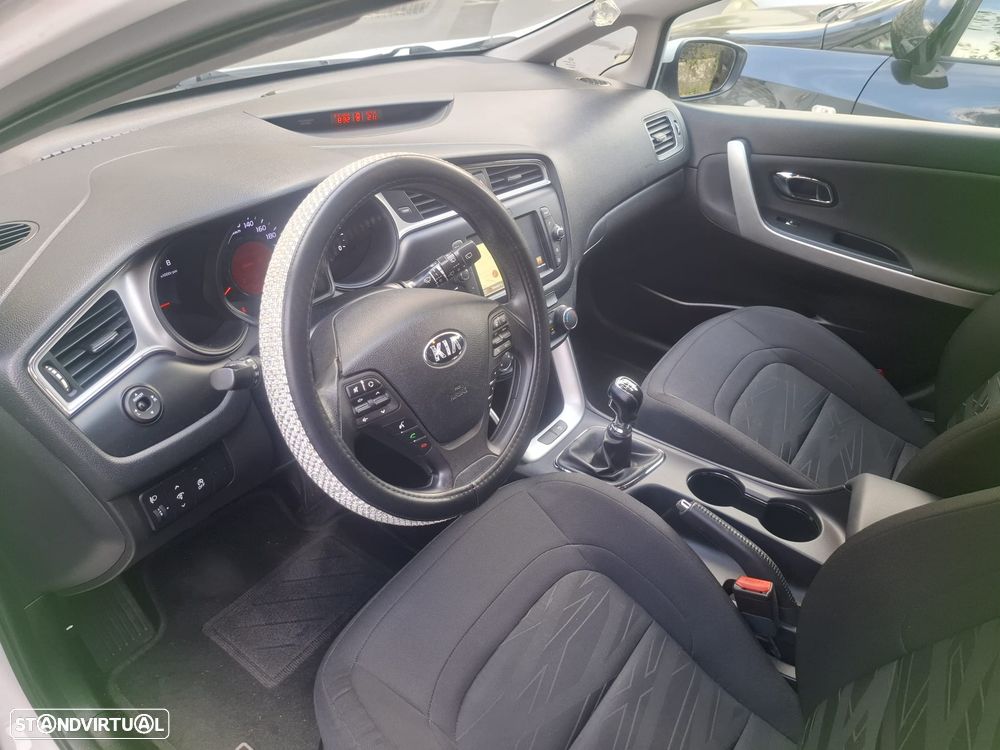 Kia Ceed 1.0 T-GDI Nav Line - 5